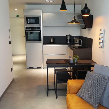Apartman Vip, With Free Garage Parking Пула Екстер'єр фото