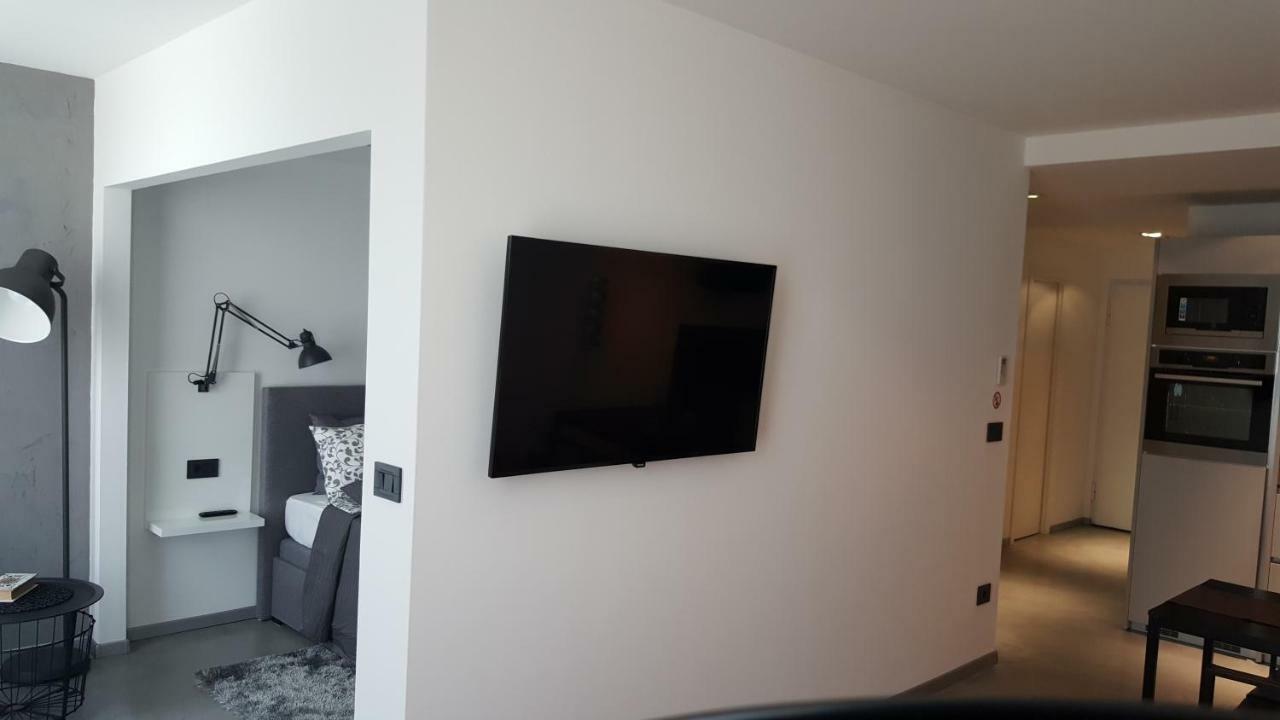 Apartman Vip, With Free Garage Parking Пула Екстер'єр фото