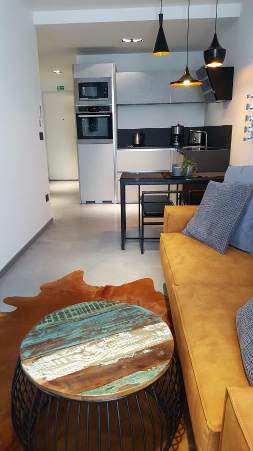Apartman Vip, With Free Garage Parking Пула Екстер'єр фото