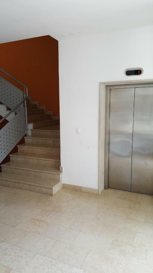 Apartman Vip, With Free Garage Parking Пула Екстер'єр фото