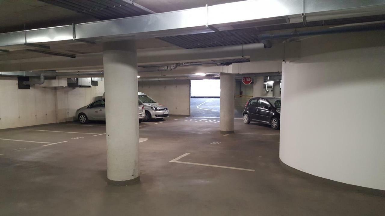 Apartman Vip, With Free Garage Parking Пула Екстер'єр фото