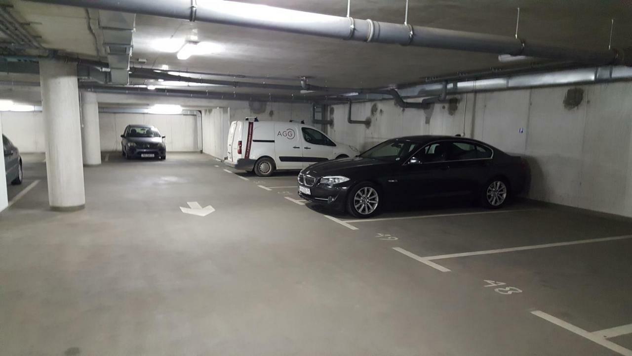 Apartman Vip, With Free Garage Parking Пула Екстер'єр фото
