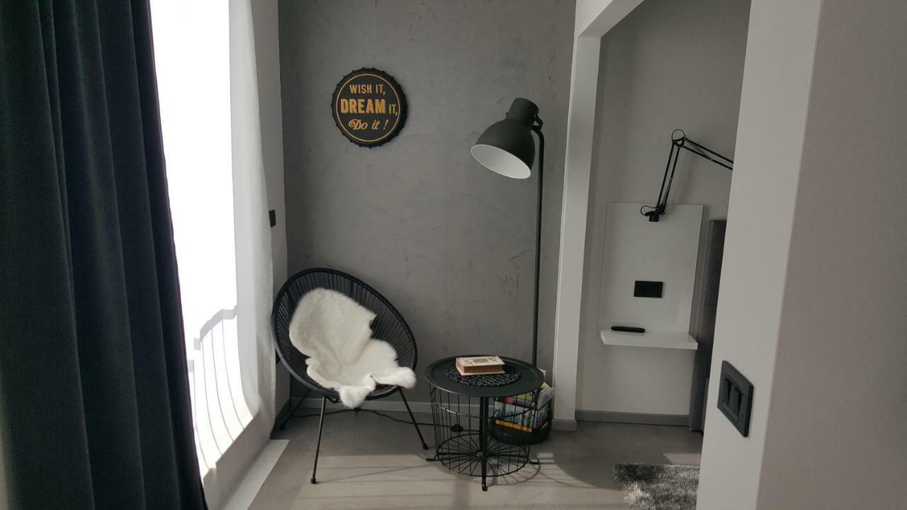 Apartman Vip, With Free Garage Parking Пула Екстер'єр фото